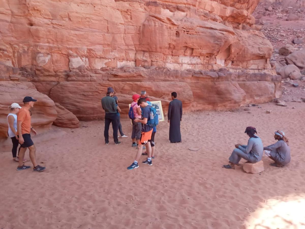 Bedouin Future Camp Hotel วาดิรัม ภายนอก รูปภาพ