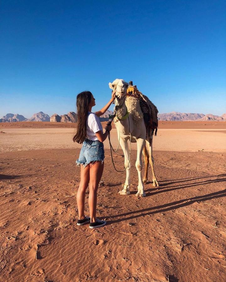 Bedouin Future Camp Hotel วาดิรัม ภายนอก รูปภาพ
