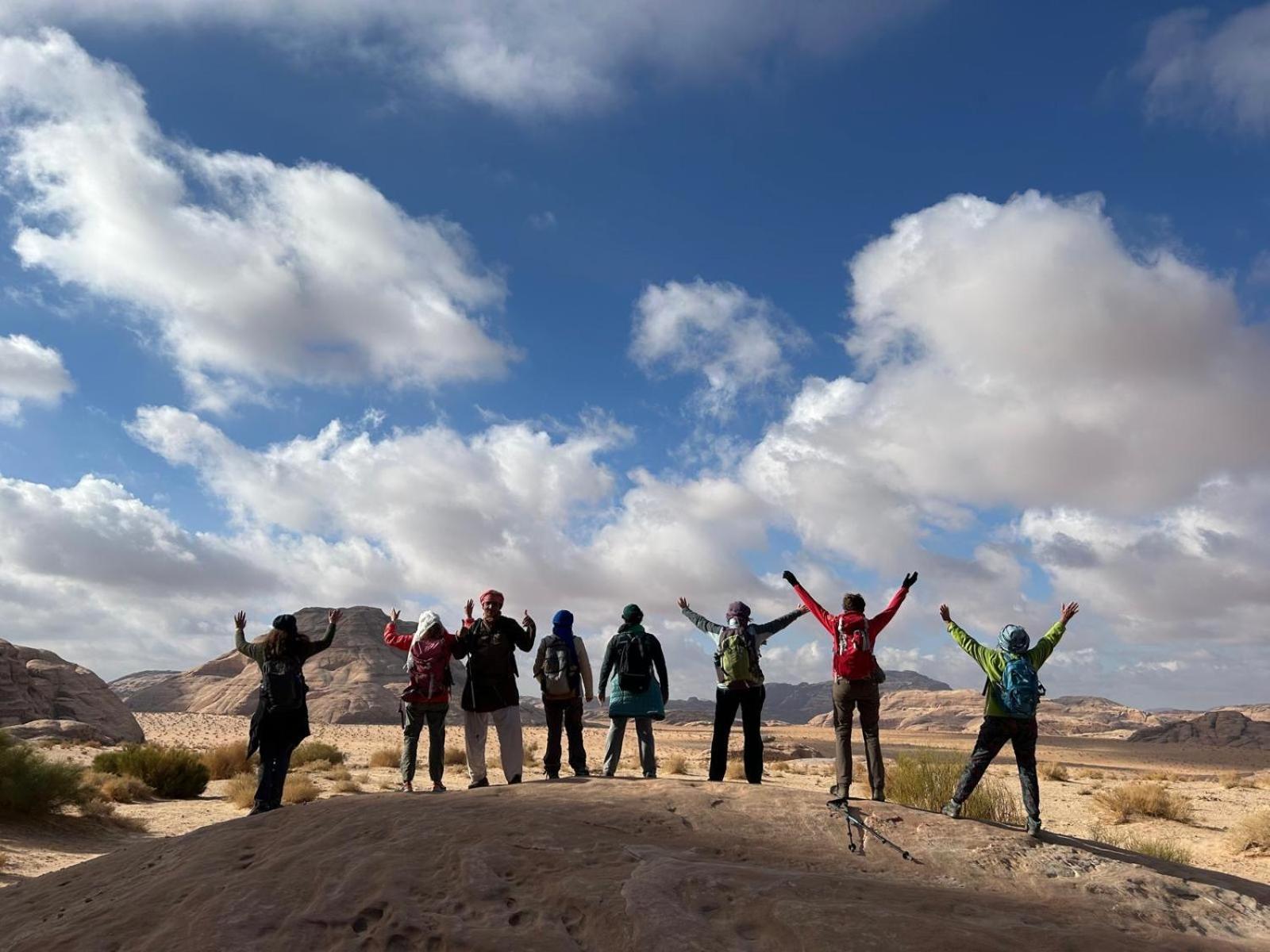 Bedouin Future Camp Hotel วาดิรัม ภายนอก รูปภาพ